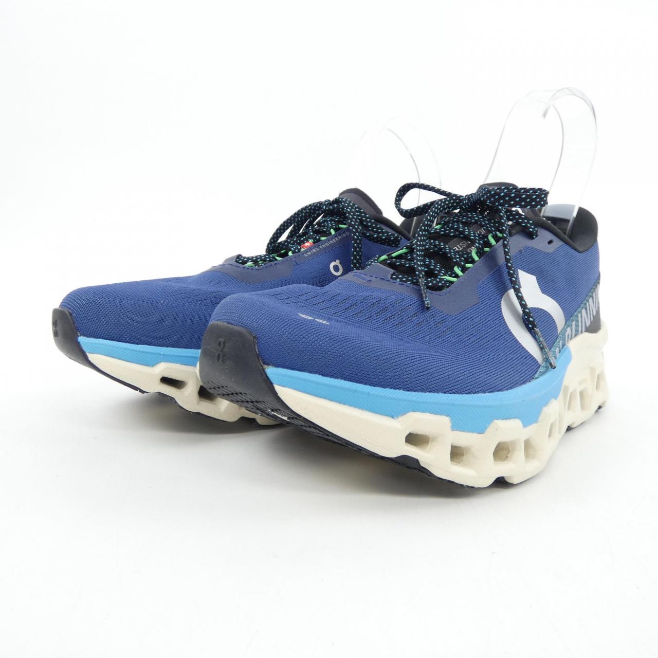 オン On ONCモンスター　2BL3420 スニーカー