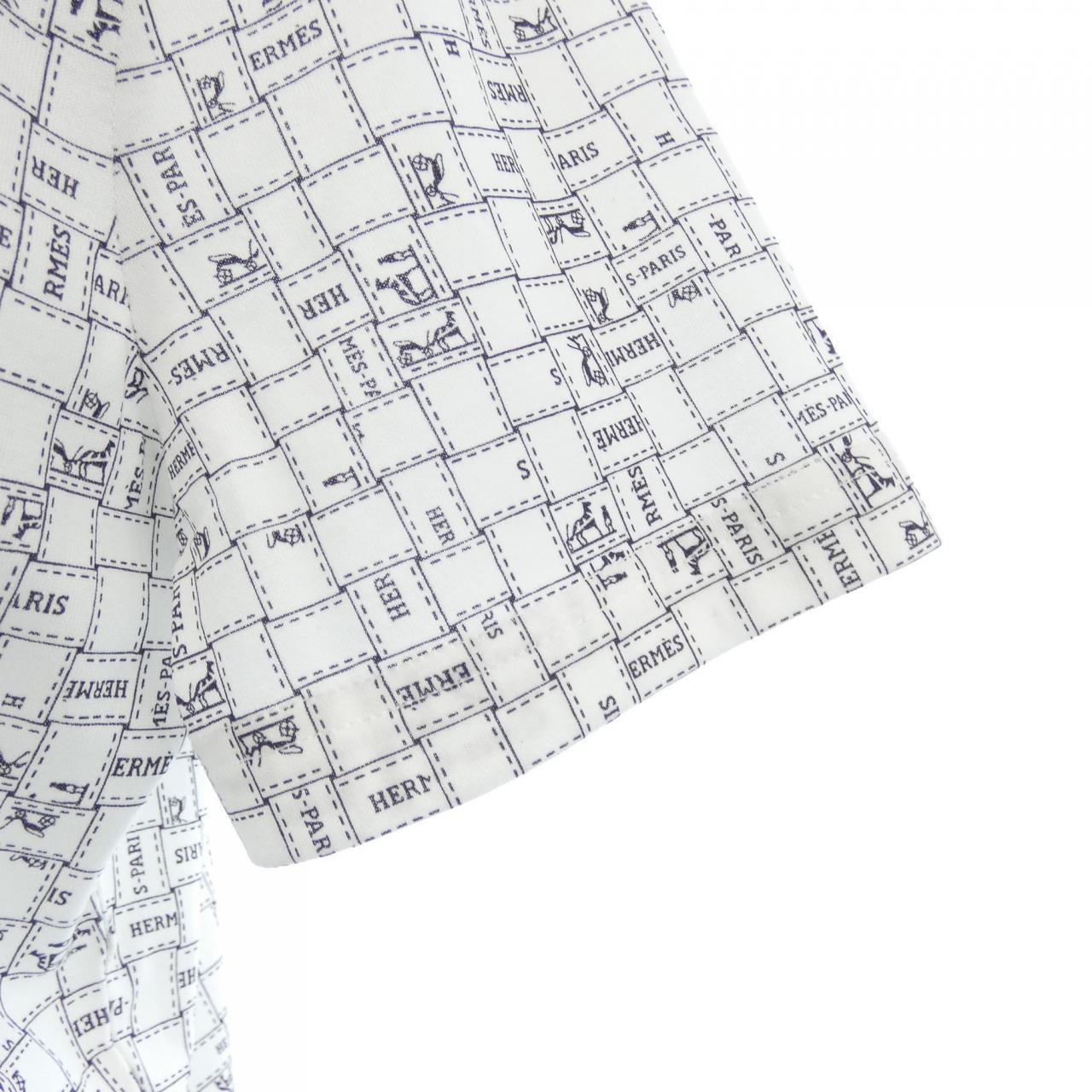 エルメス HERMES Tシャツ