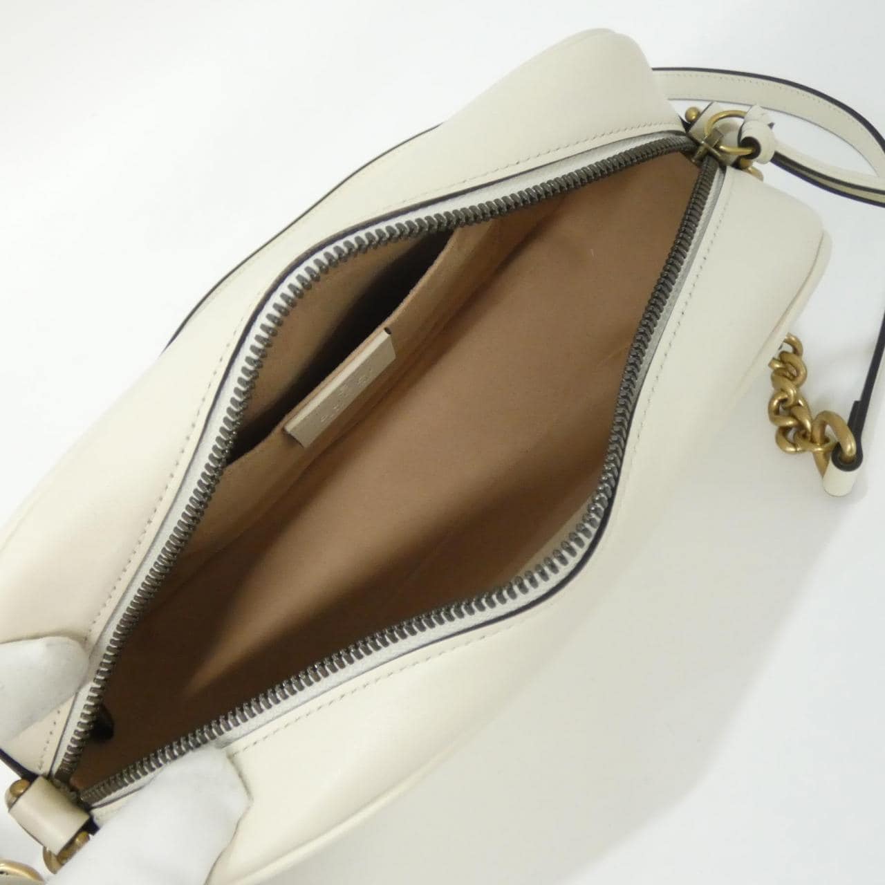 グッチ GG MARMONT 447632 DTD1T ショルダーバッグ