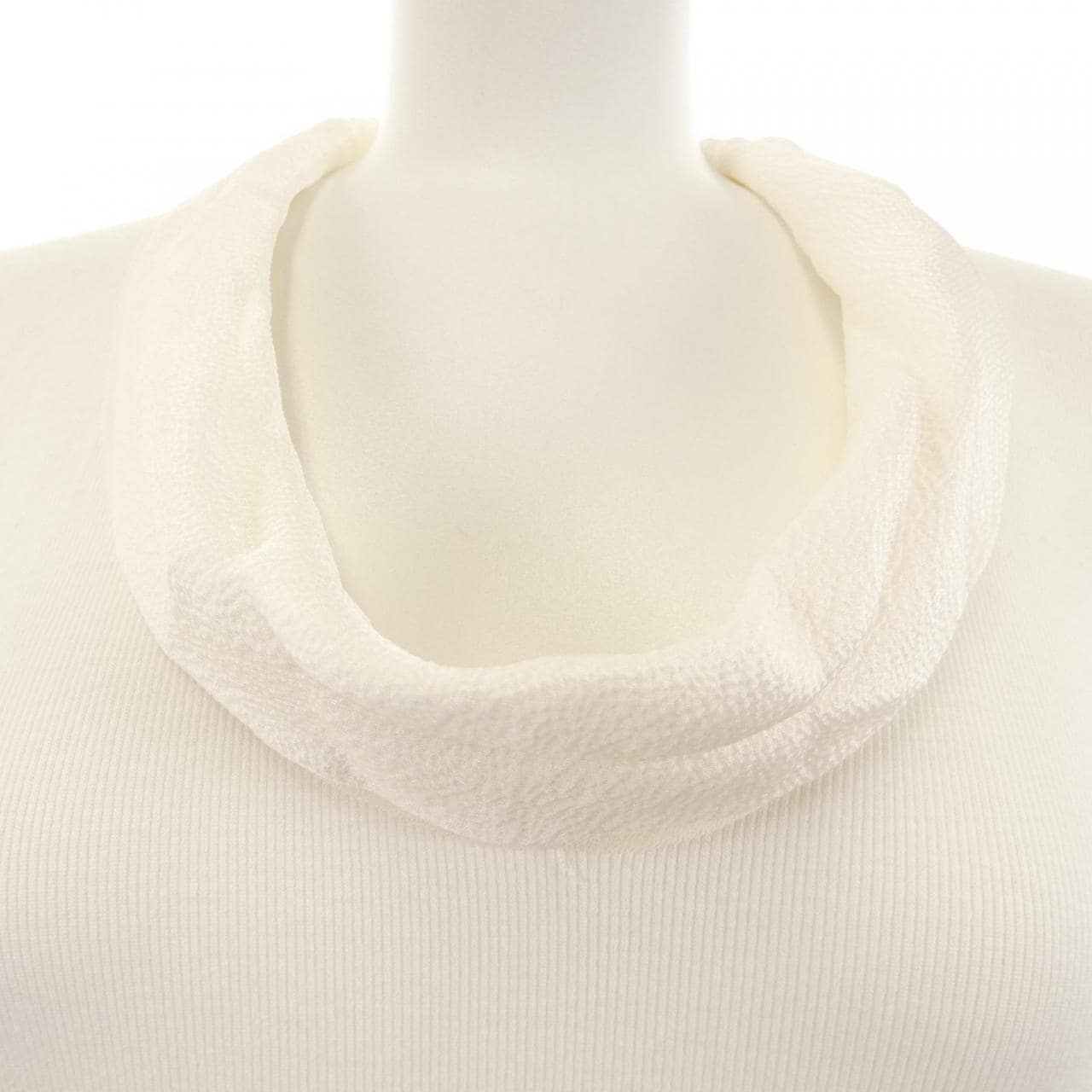 ブルネロクチネリ BRUNELLO CUCINELLI トップス