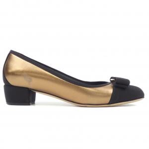 サルヴァトーレフェラガモ SALVATORE FERRAGAMO パンプス