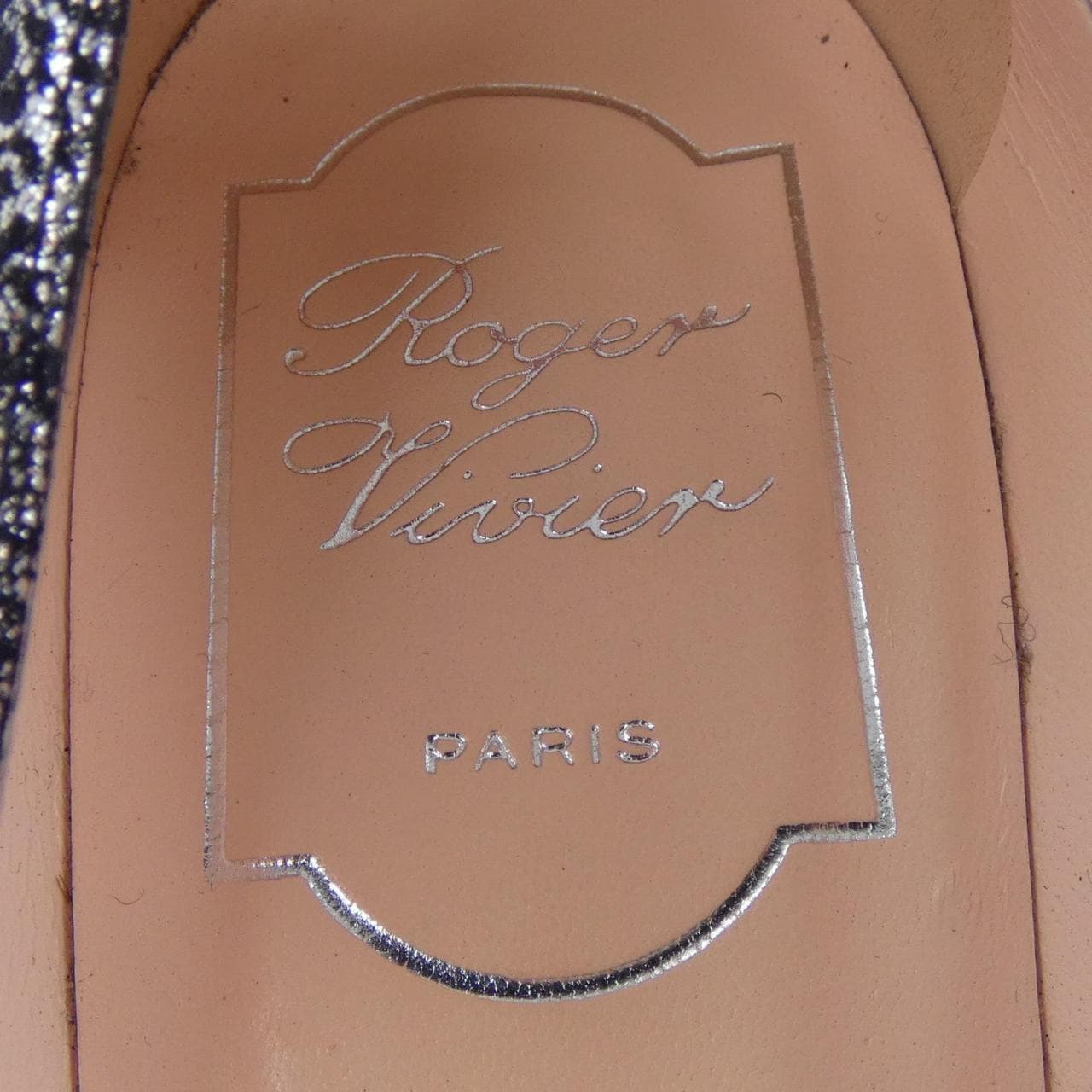 ロジェヴィヴィエ ROGER VIVIER パンプス