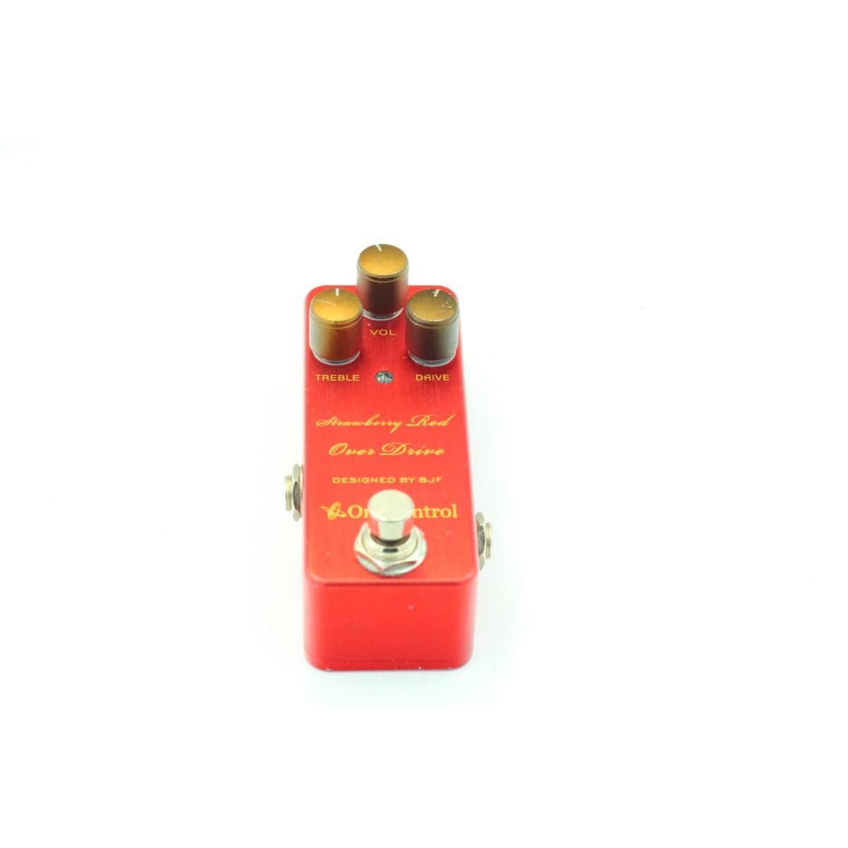 ＯＮＥ　ＣＯＮＴＲＯＬ　ＳＴＲＡＷＢＥＲＲＹ　ＲＥＤ　ＯＶＥＲ　ＤＲＩＶＥ