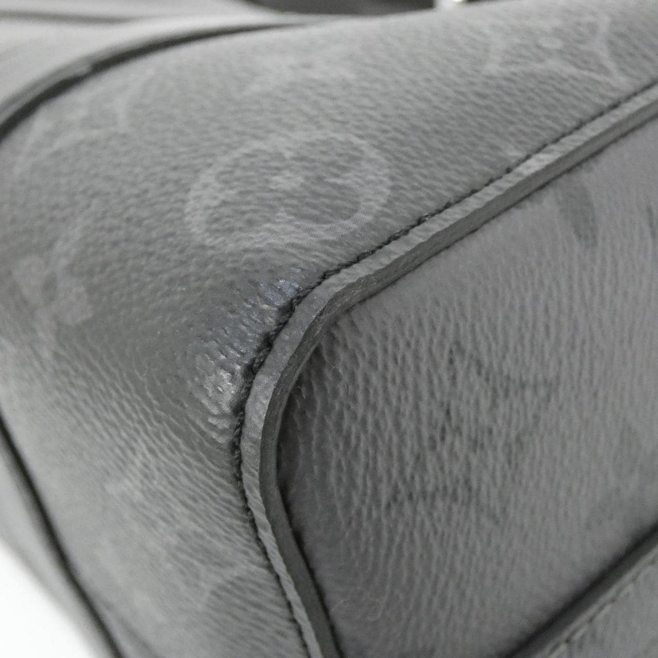 ルイヴィトン モノグラム エクリプス リバース シティ キーポル M45936 ショルダーバッグ