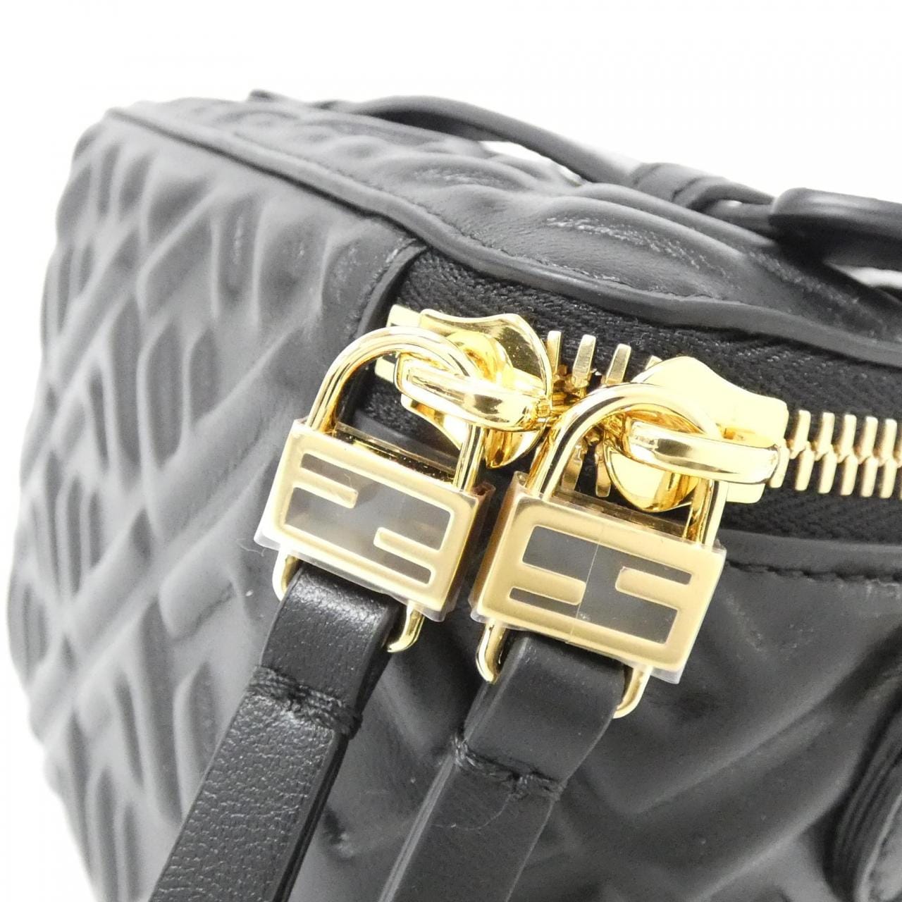 【新品】フェンディ 8BS108 AAJD バッグ