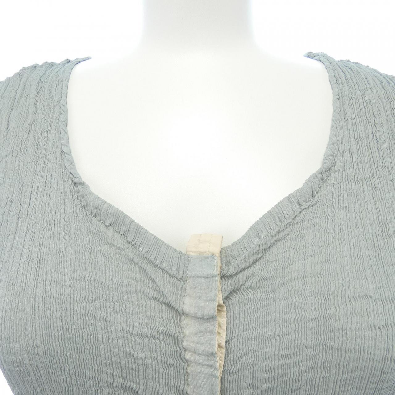 ミーイッセイミヤケ me ISSEY MIYAKE トップス