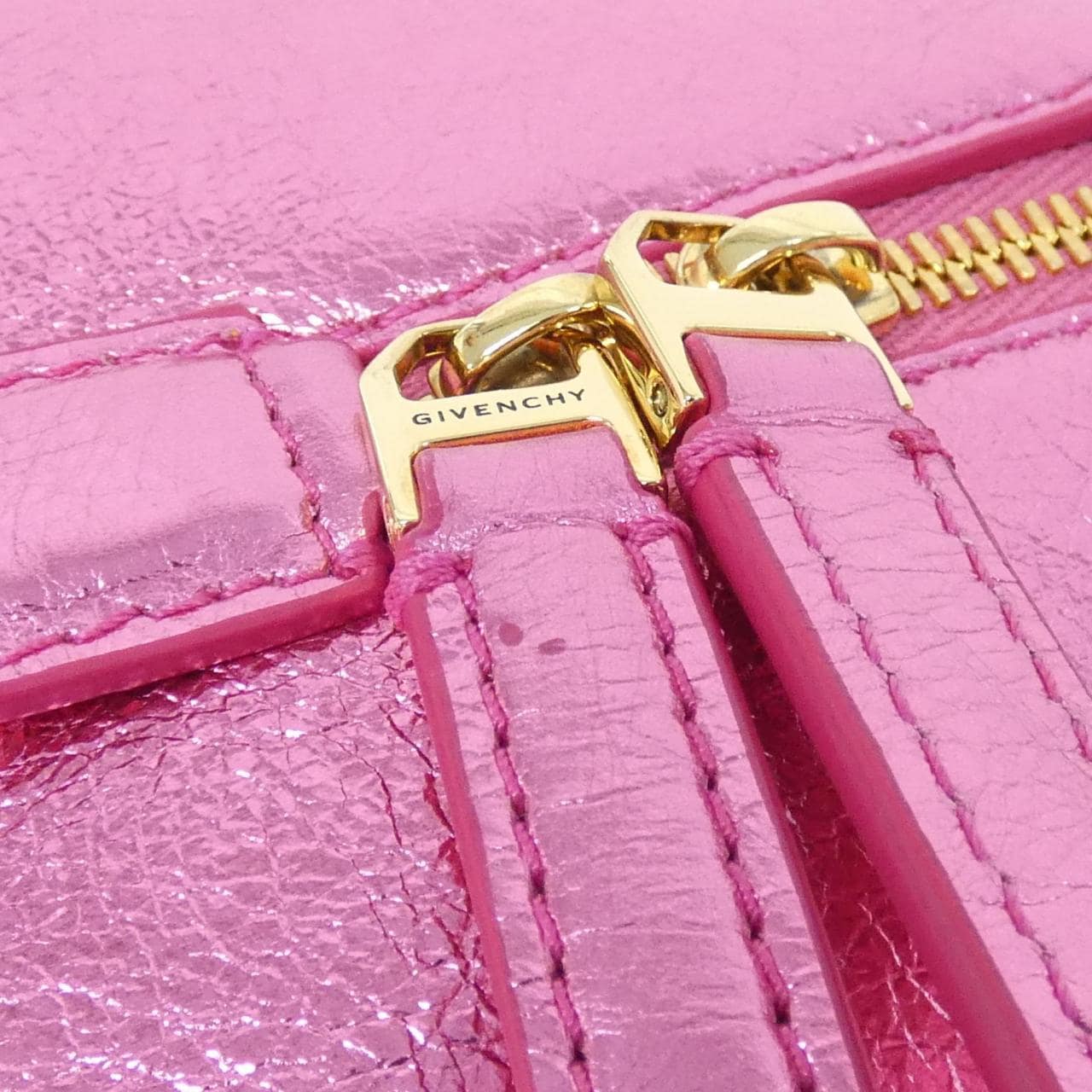 GIVENCHY Antigona Cube Nano BB50ZUB1ZA 包袋