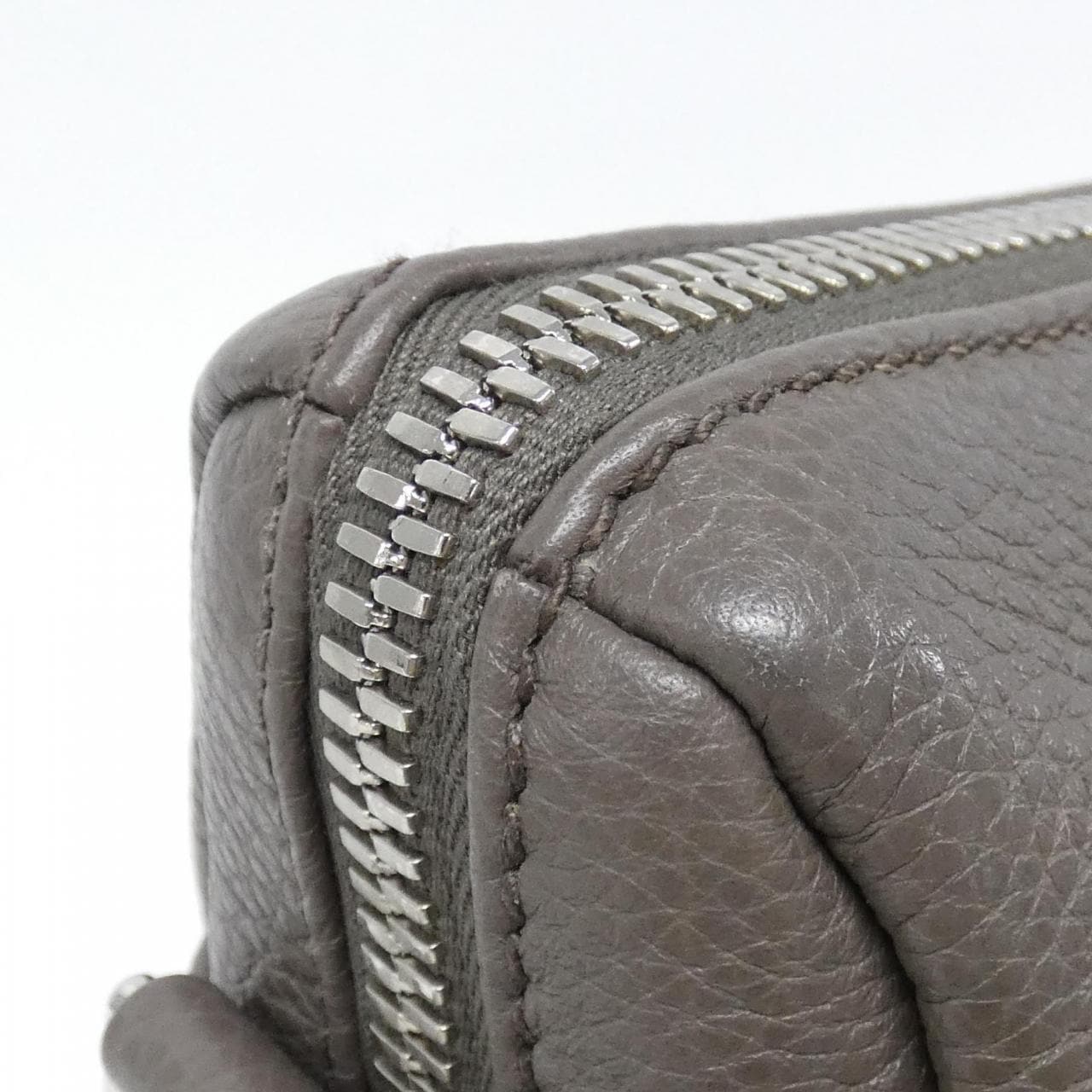 プラダ 2VH182 ショルダーバッグ