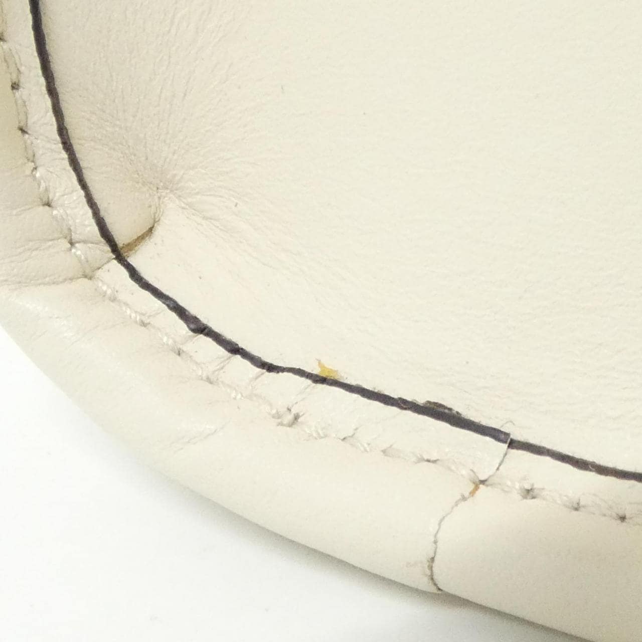 グッチ GG MARMONT 696123 DTDHT バッグ