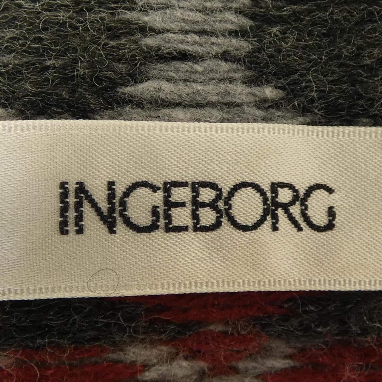 インゲボルグ INGEBORG ニット