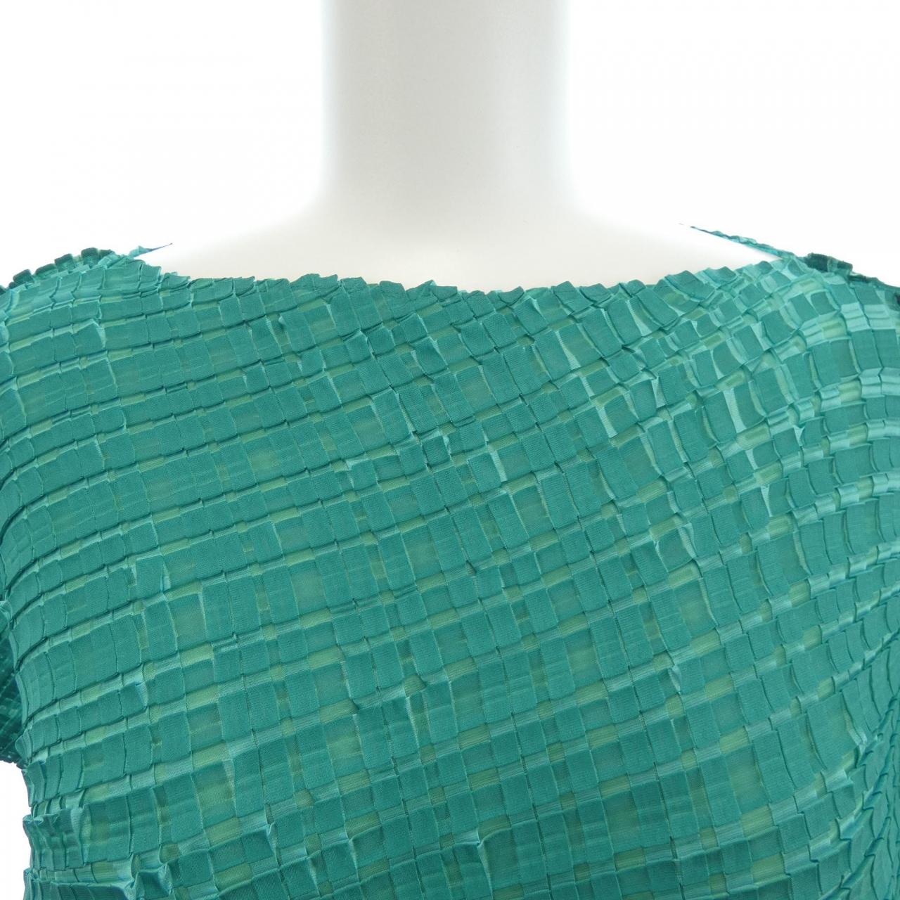 イッセイミヤケ ISSEY MIYAKE IM72FJ626 トップス