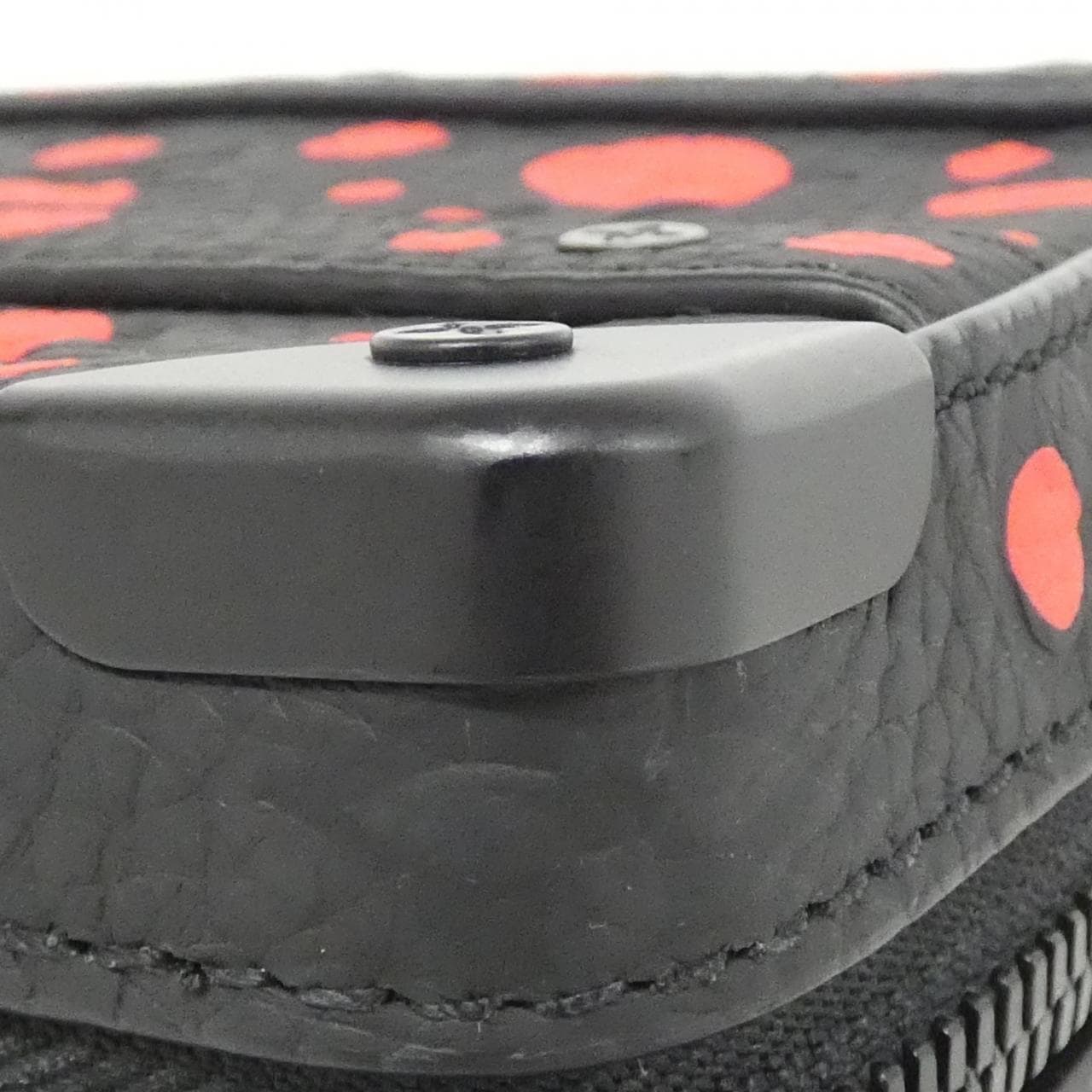 ルイヴィトン トリヨン モノグラム(LV X YK) ハンドル ソフトトランク M21677 ショルダーバッグ