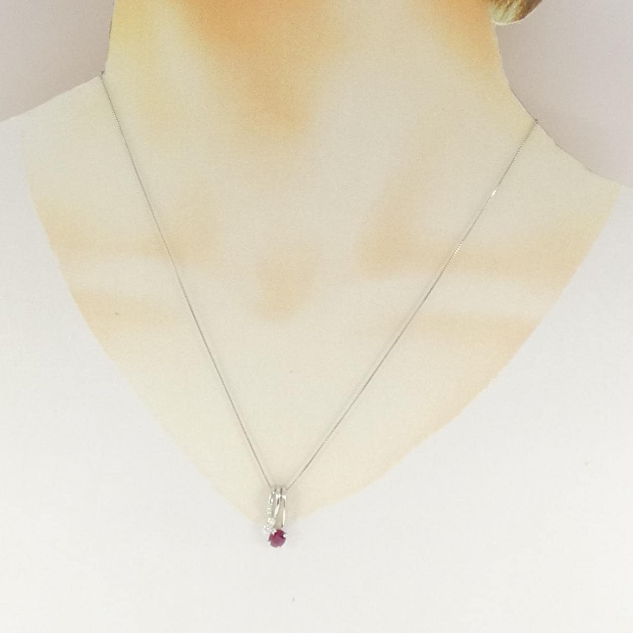 PT900/PT850 ルビー ネックレス 0.62CT