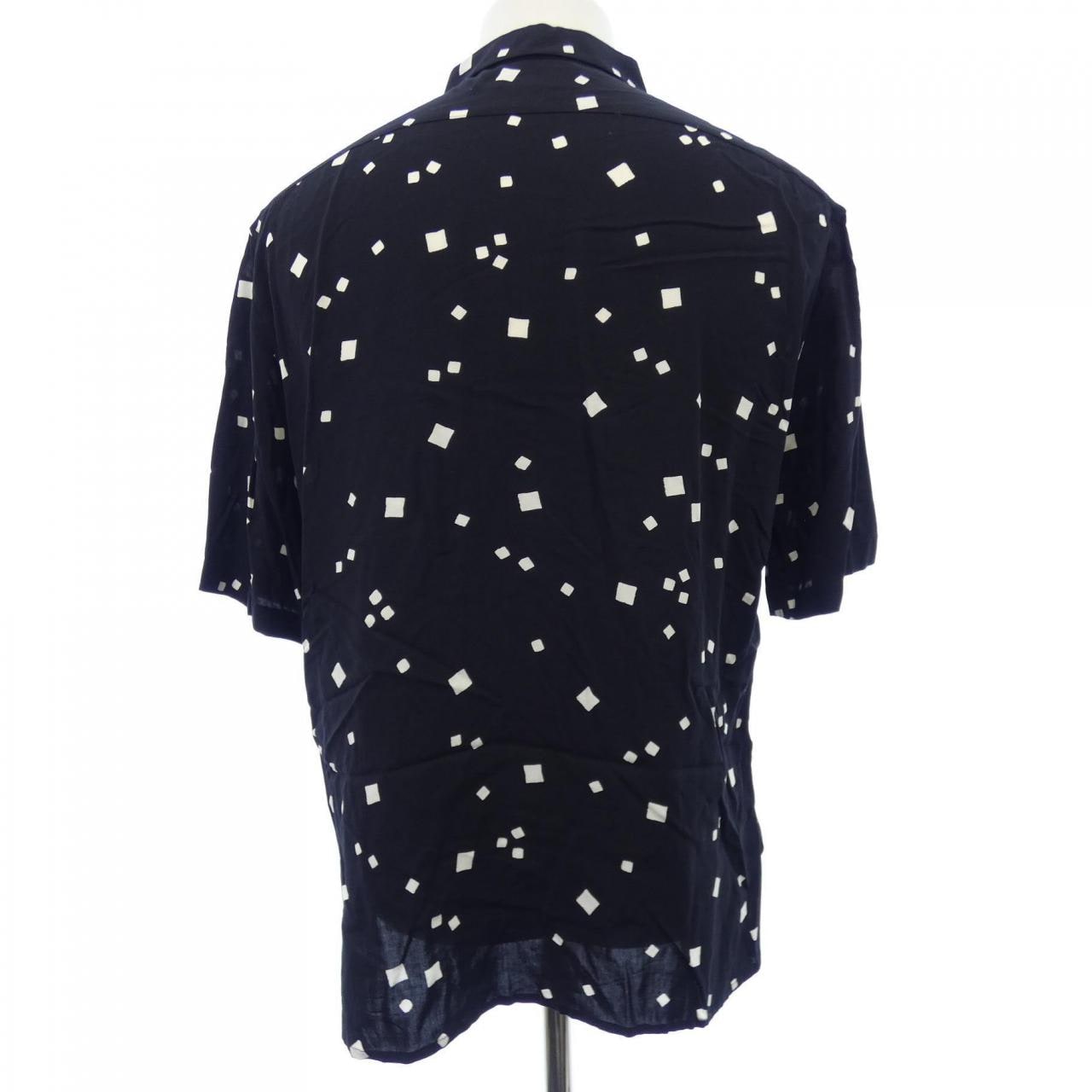 サンローラン SAINT LAURENT 601070 Y1A79 S／Sシャツ