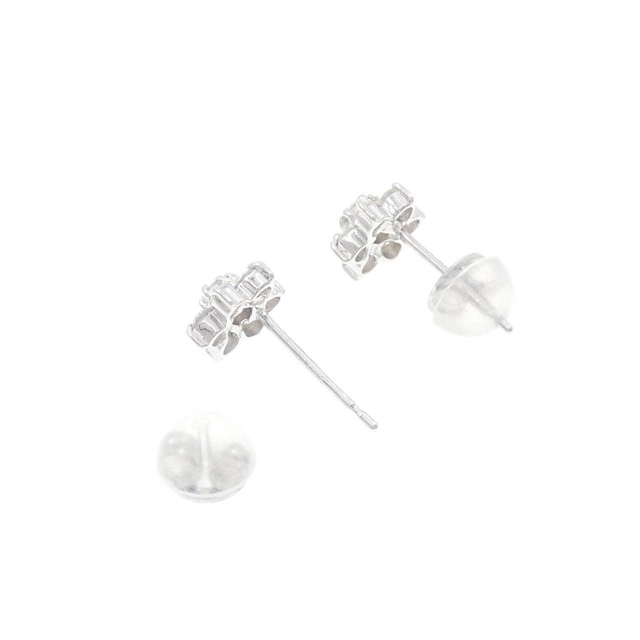 K14WG フラワー ダイヤモンド ピアス 0.30CT