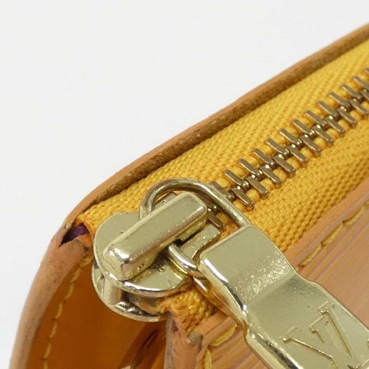 LOUIS VUITTON Epi Pochette Accessory 24cm M52949 Accessory Pouch