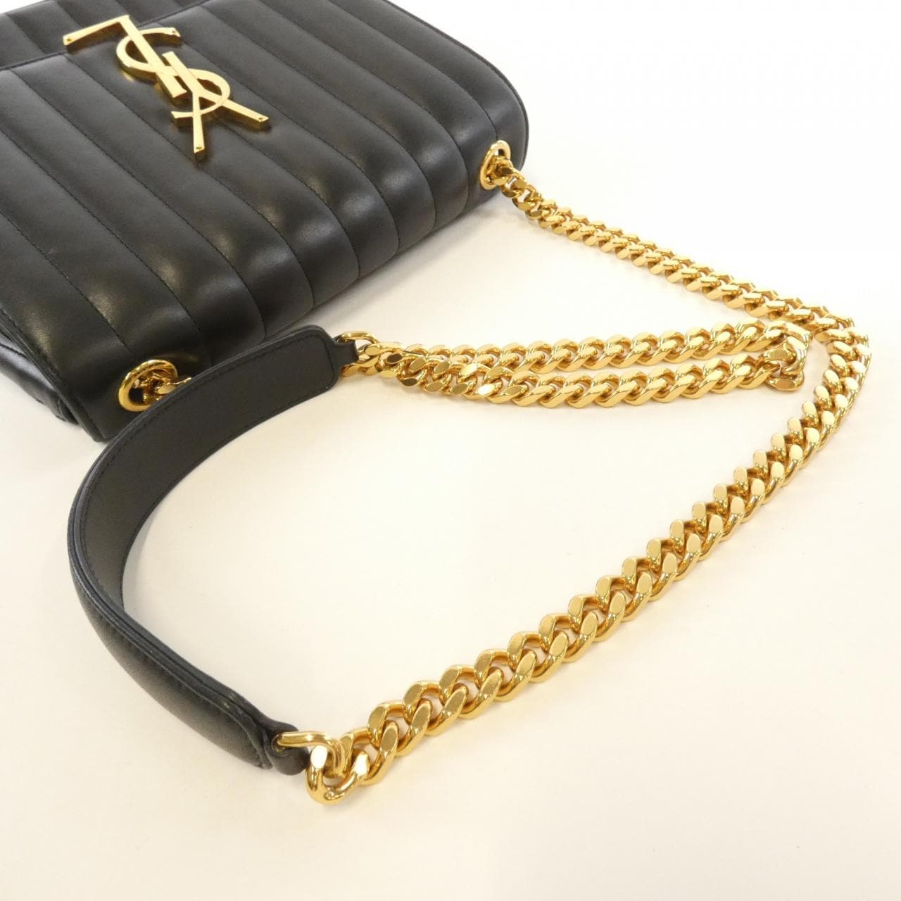 サンローラン ヴィキ 532595 0YD0J ショルダーバッグ