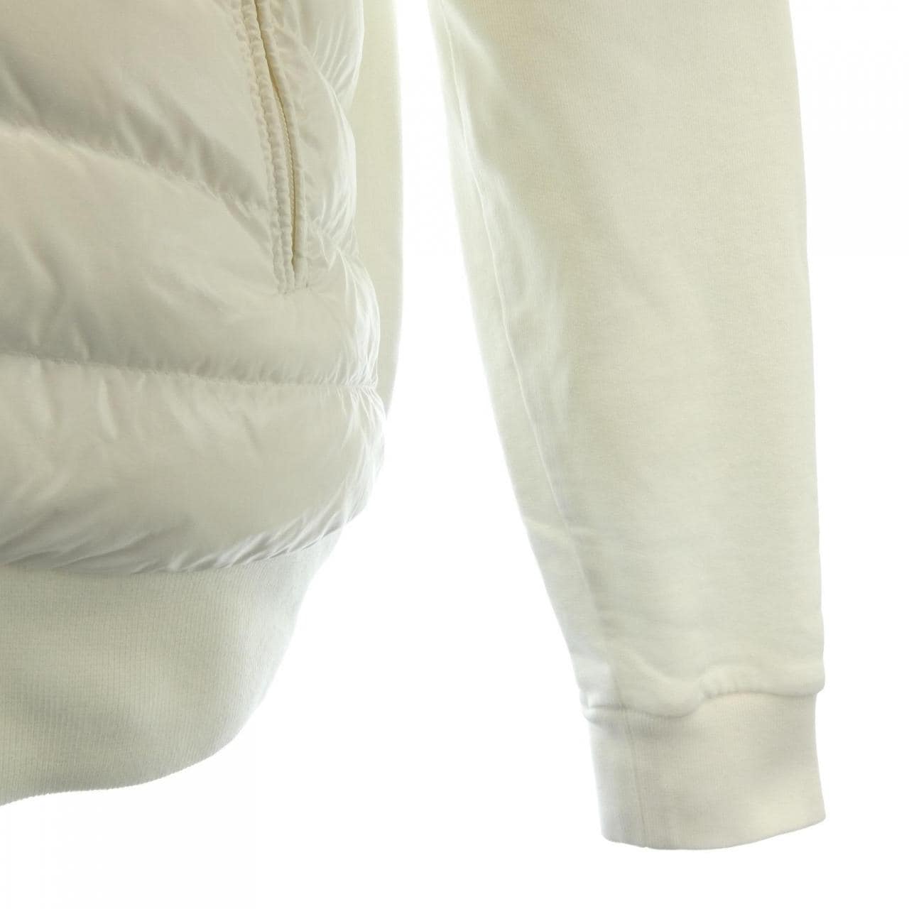モンクレール MONCLER 10918G00009 ダウンジャケット