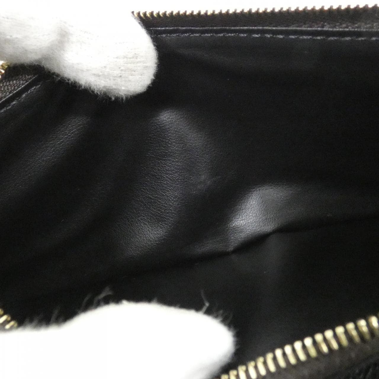 ルイヴィトン モノグラム リバース ポルトフォイユ エミリー M82157 財布