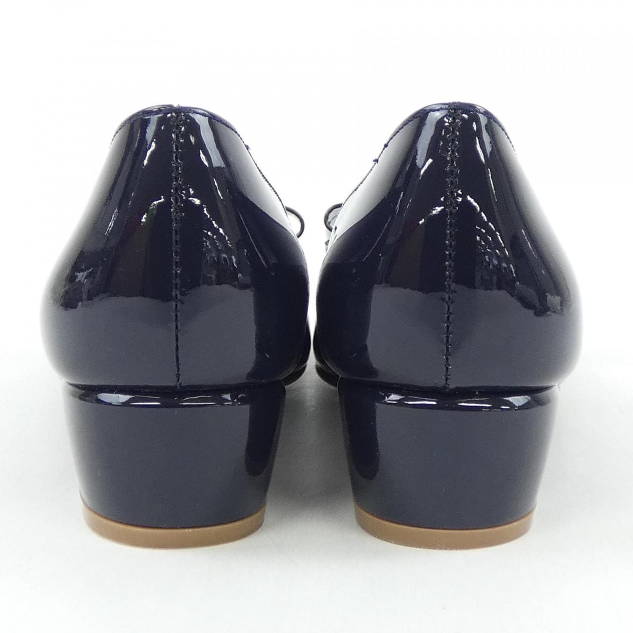 サルヴァトーレフェラガモ SALVATORE FERRAGAMO パンプス