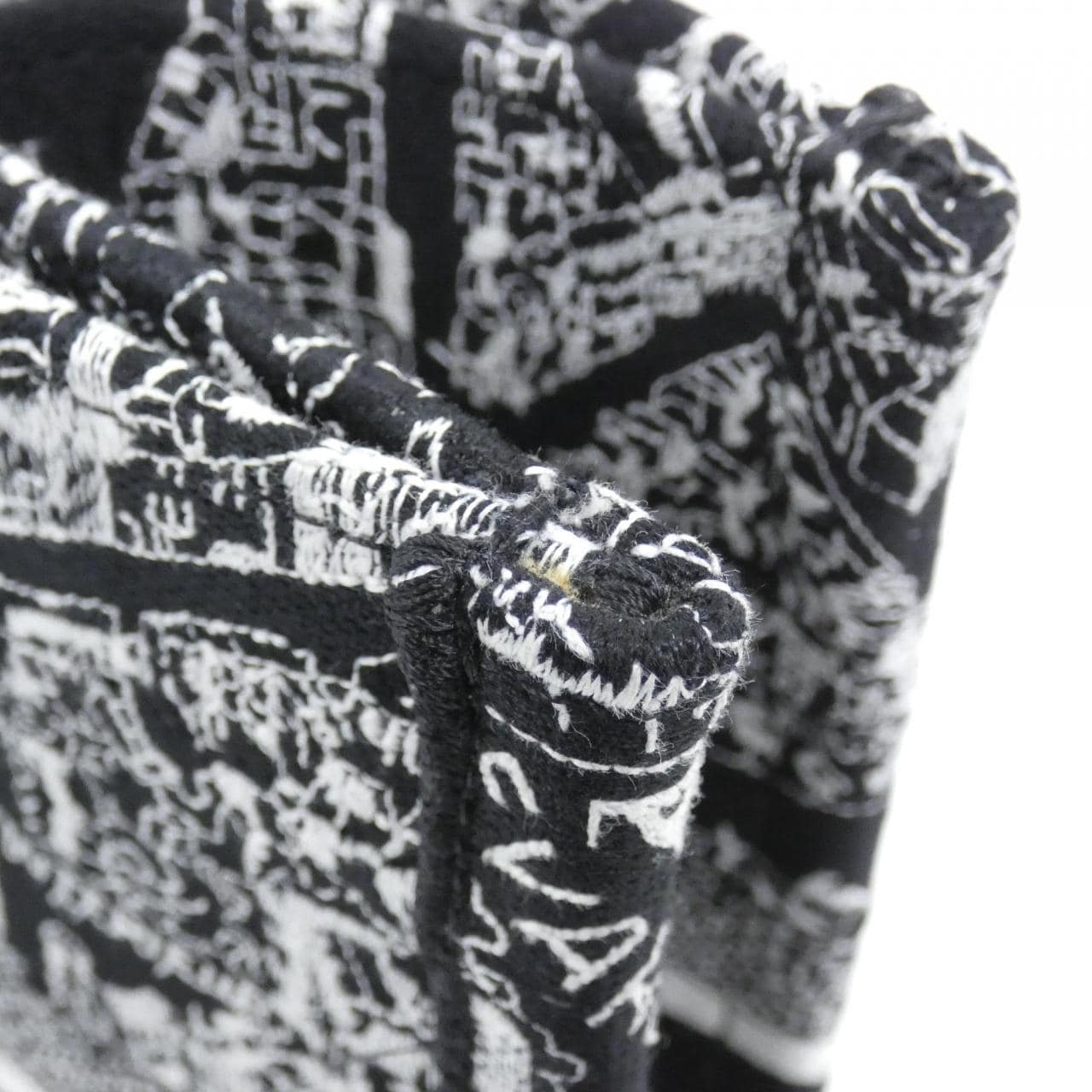 クリスチャンディオール PLAN DE PARIS ディオール ブック トート ミディアム M1296ZOMP バッグ