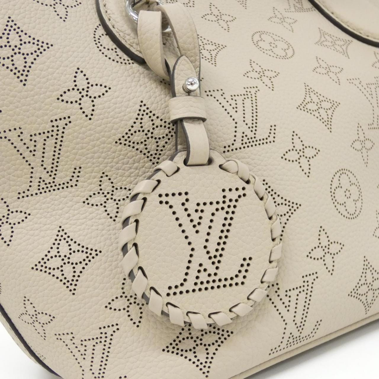 ルイヴィトン マヒナ ブロッサム PM M21849 バッグ