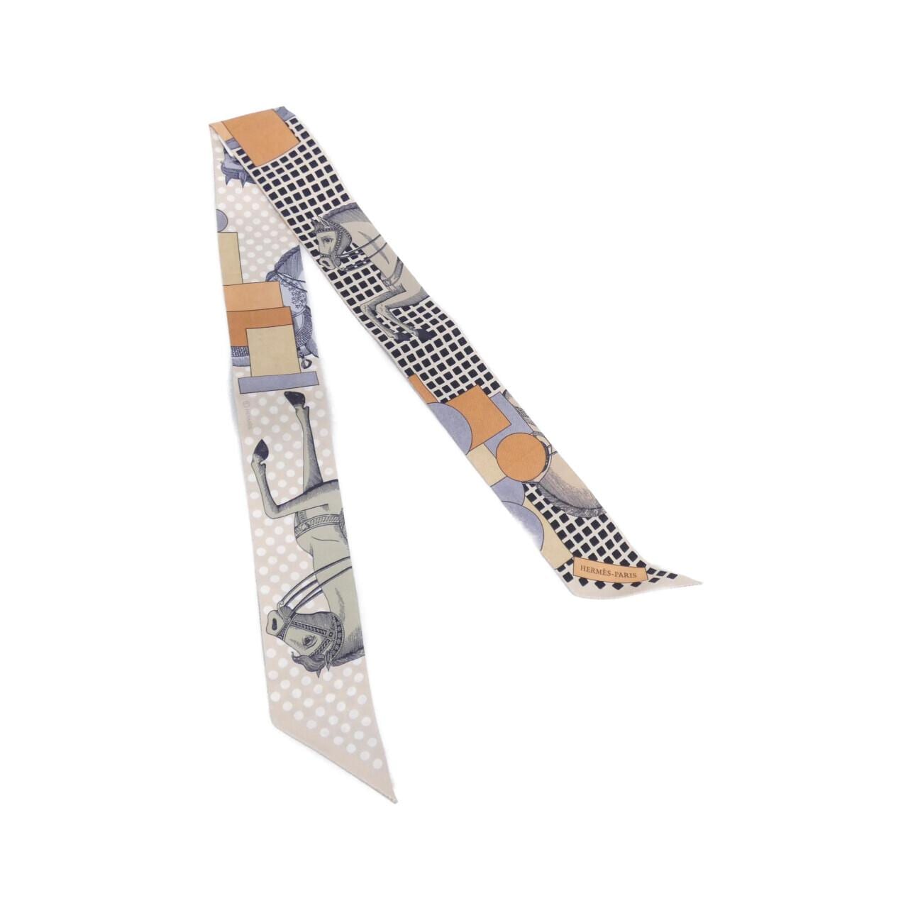 【未使用品】エルメス CAVALIER EN FORMES ツイリー 064008S スカーフ