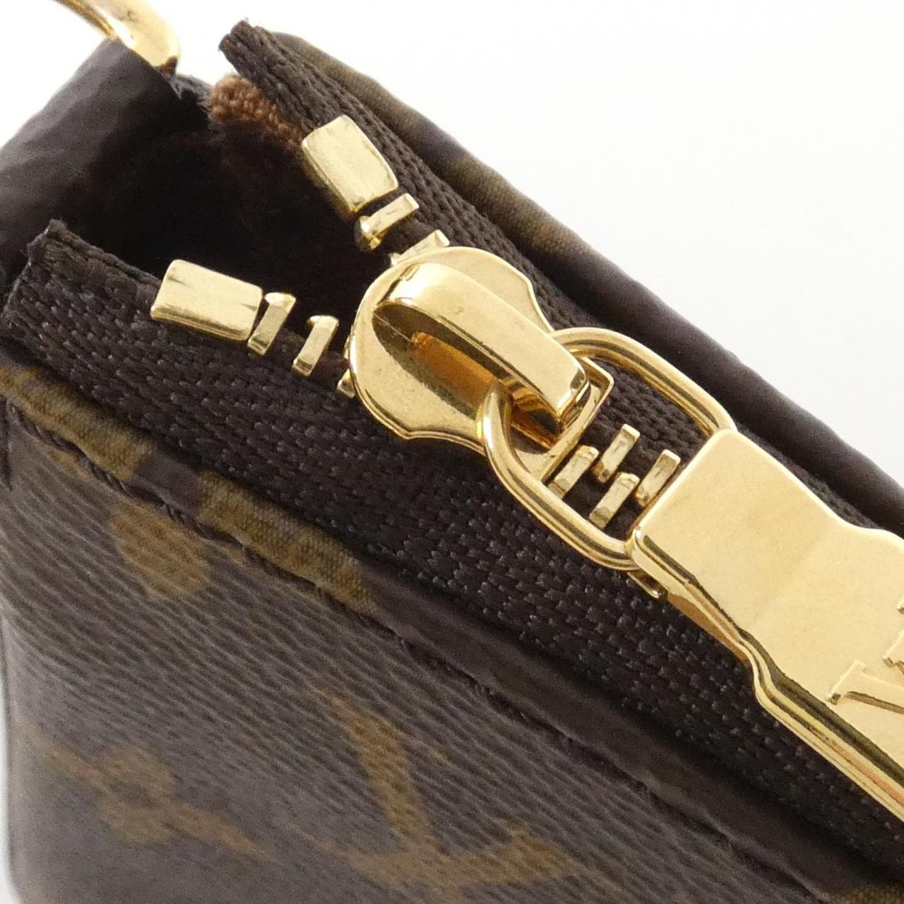 ルイヴィトン モノグラム ポシェット アクセソワール M82766 アクセサリーポーチ