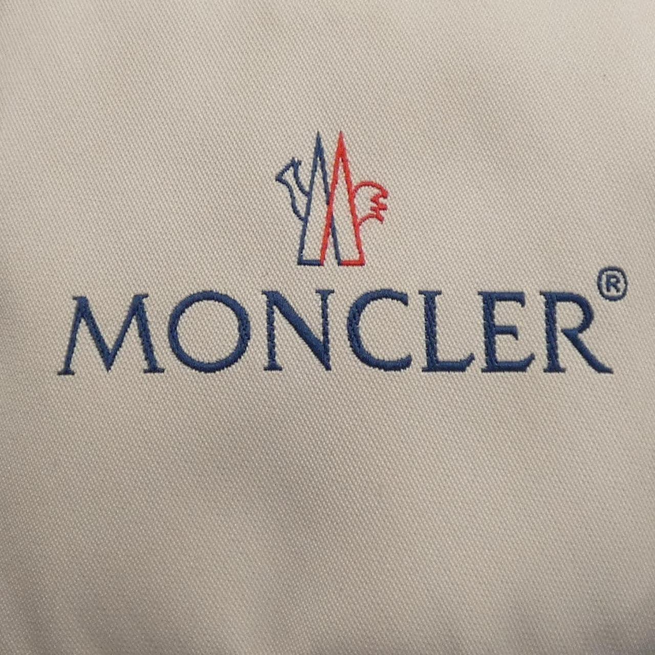 MONCLER MONCLER Down Coat