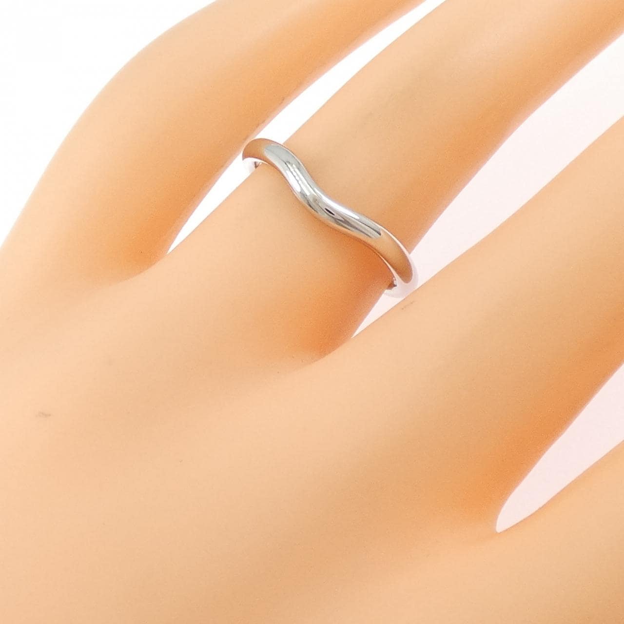 ティファニー カーブド リング