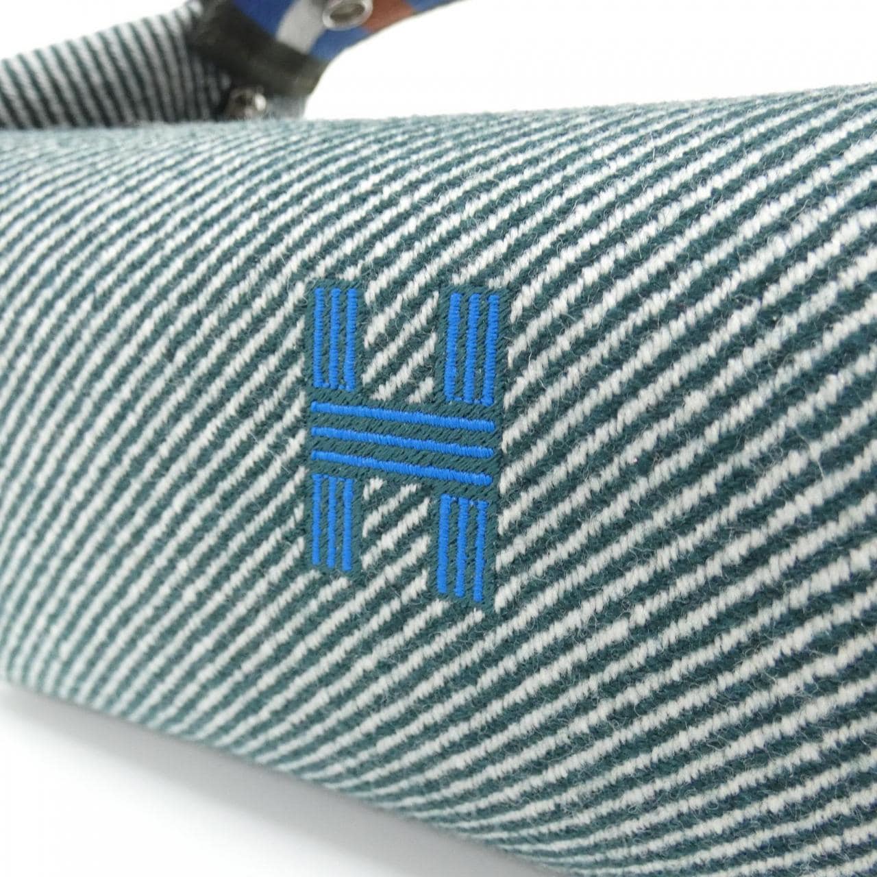 エルメス AU CARRE ブリッド ア ブラック PM 103802M ポーチ