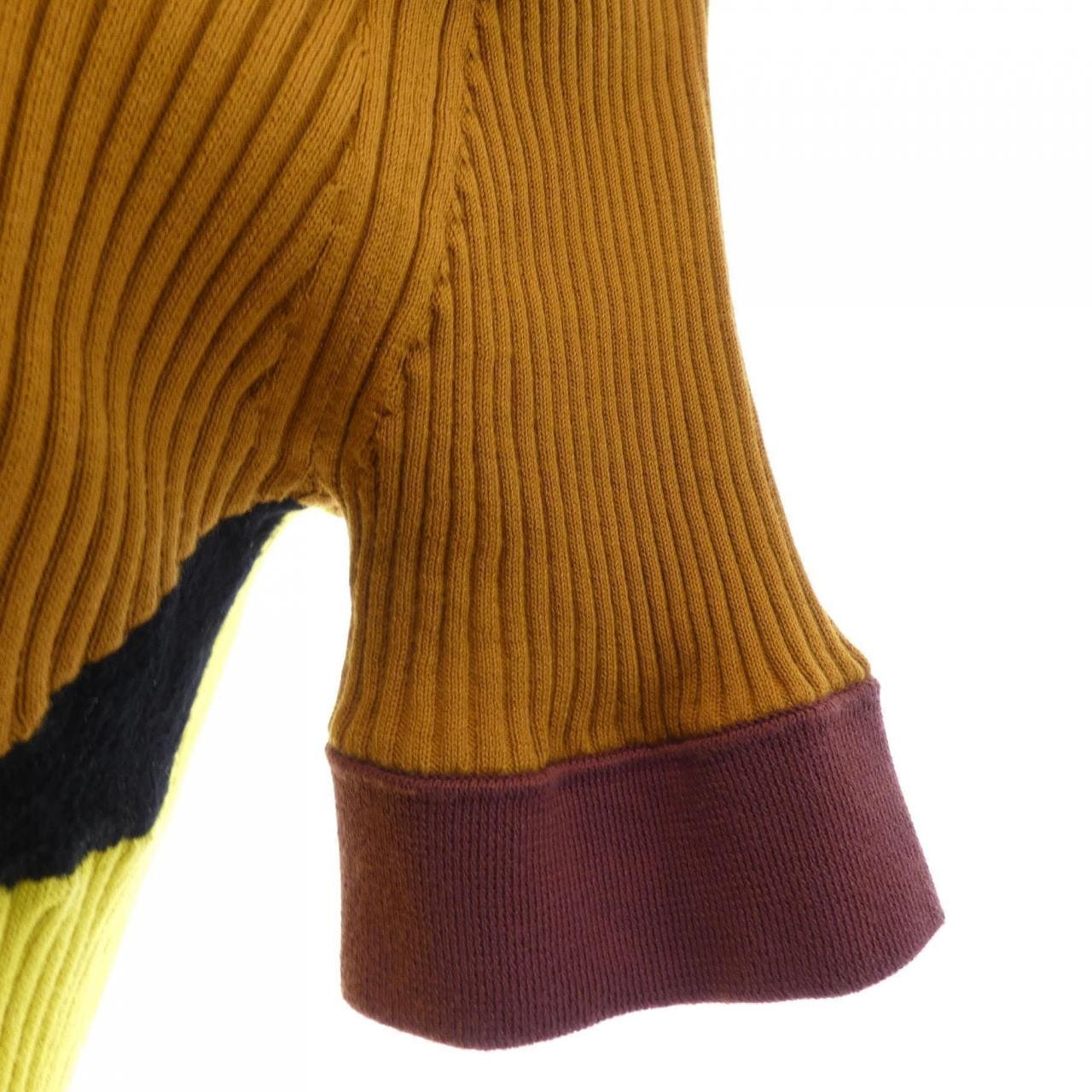 アカネウツノミヤ AKANE UTSUNOMIYA ニット