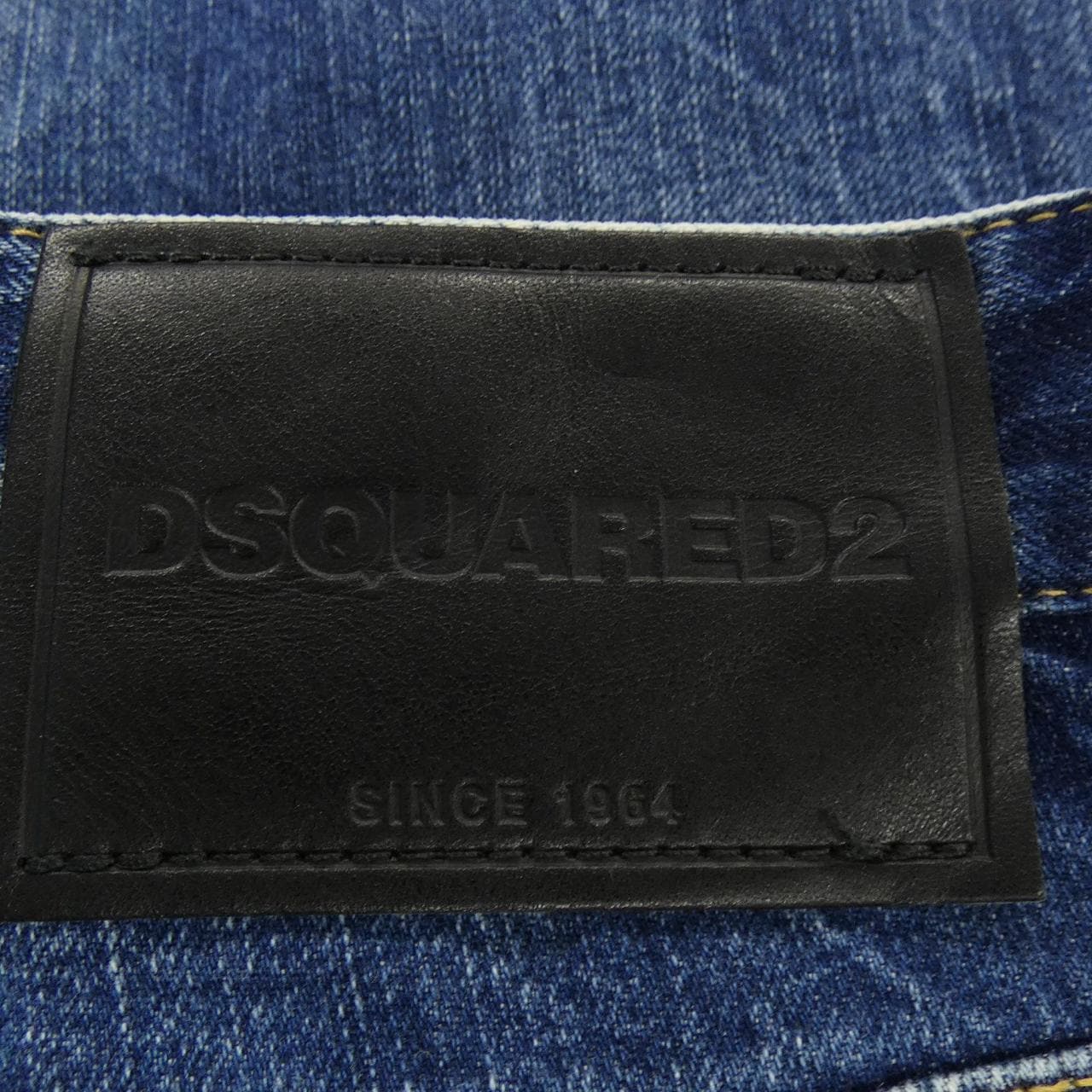 ディースクエアード DSQUARED2 S74LB1435 ジーンズ