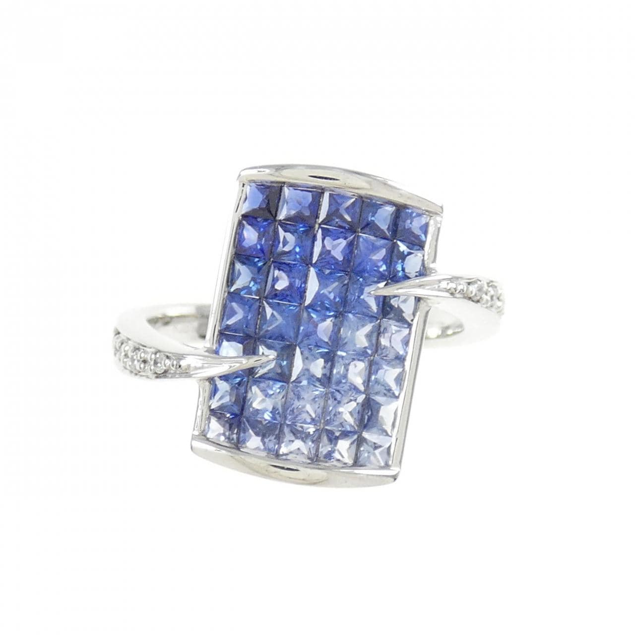 K18WG Sapphire Ring 1.75CT