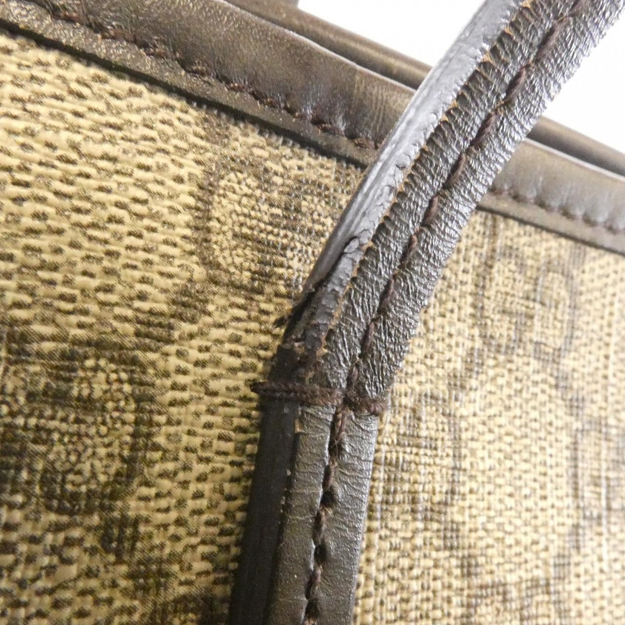 グッチ 353437 KGDHN ショルダーバッグ