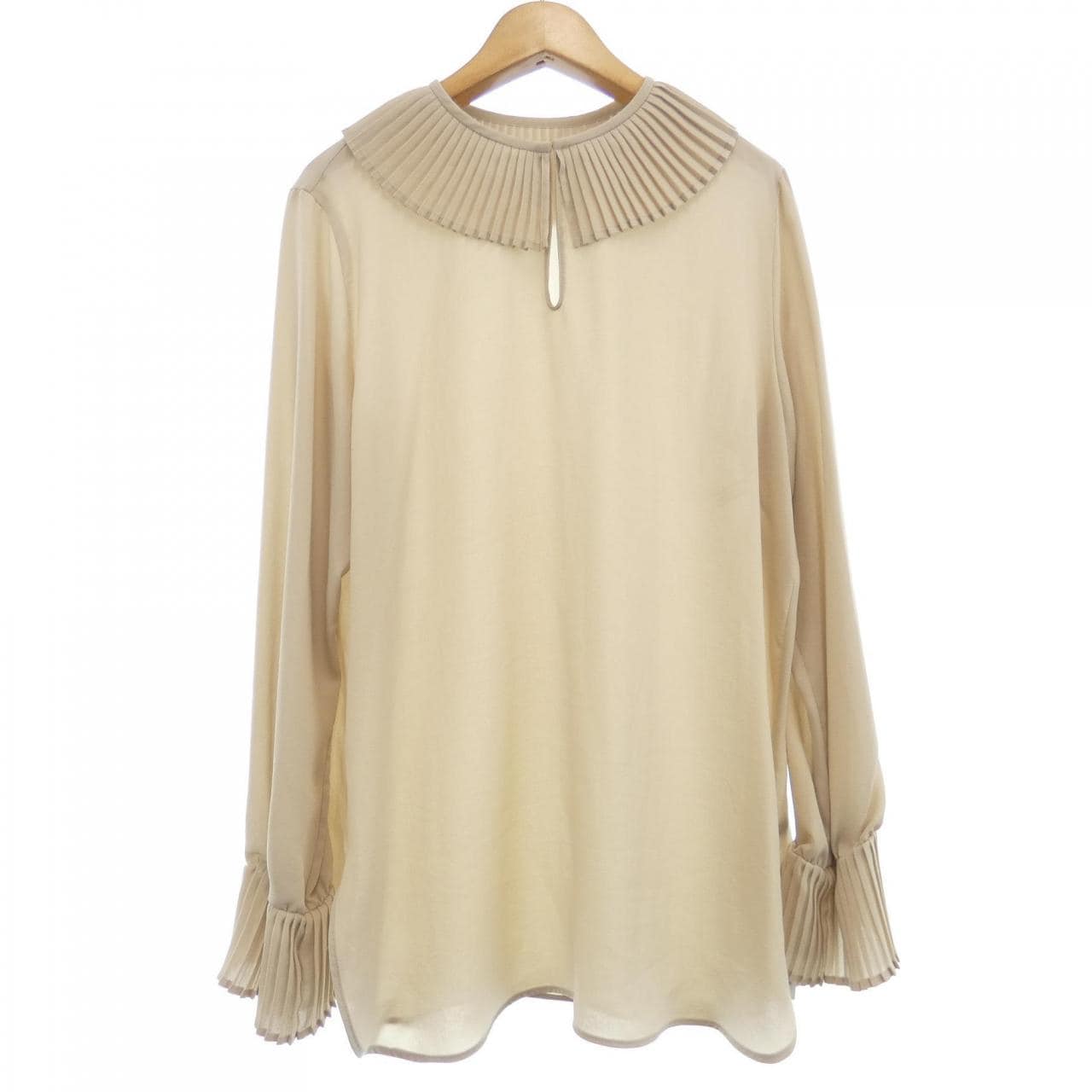 ベイジュ BEIGE. トップス