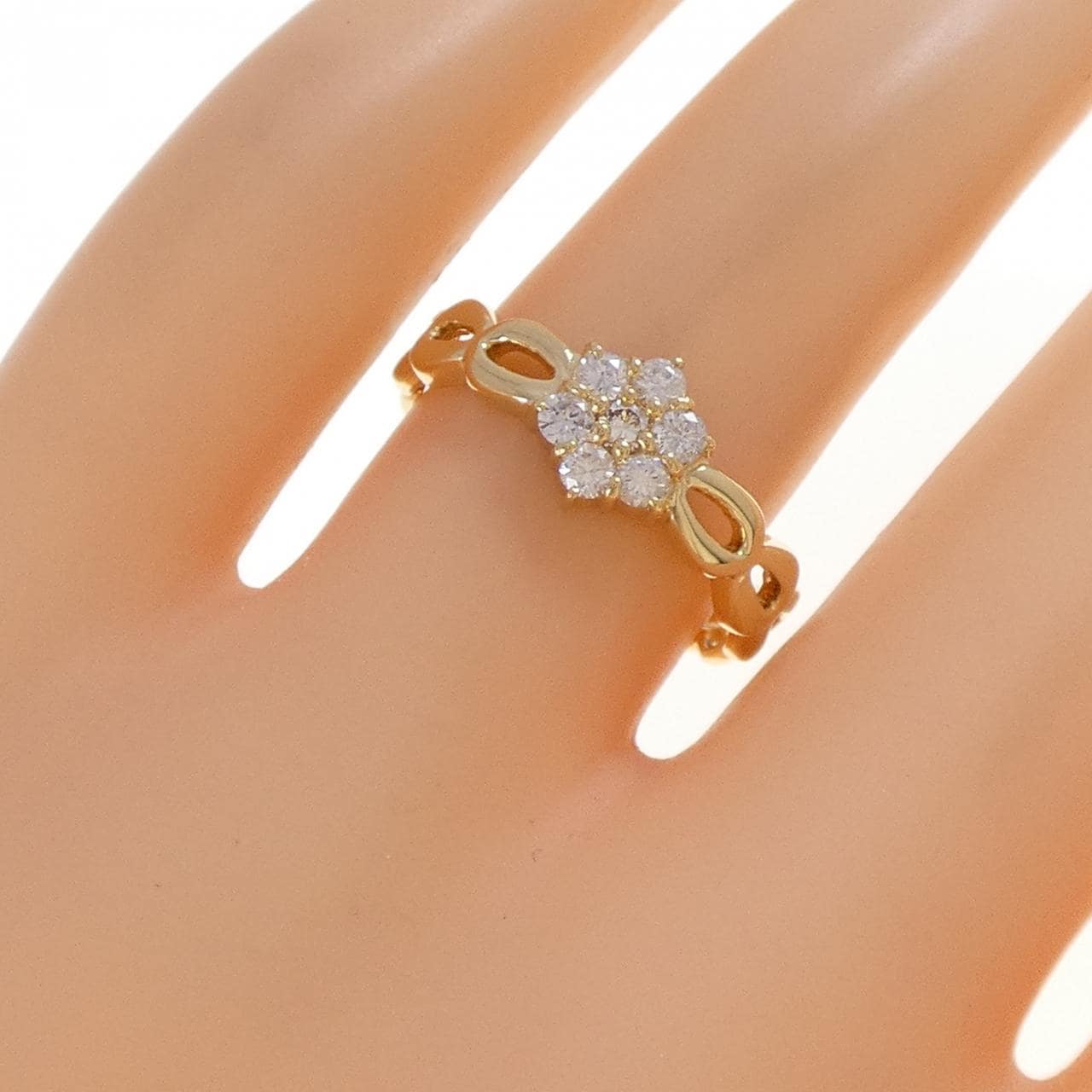 K18YG フラワー ダイヤモンド リング 0.30CT