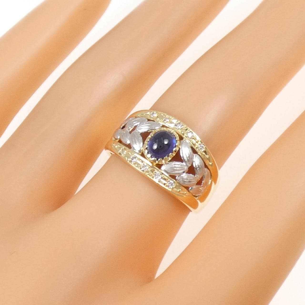 K18YG/PT900 サファイヤ リング 0.59CT