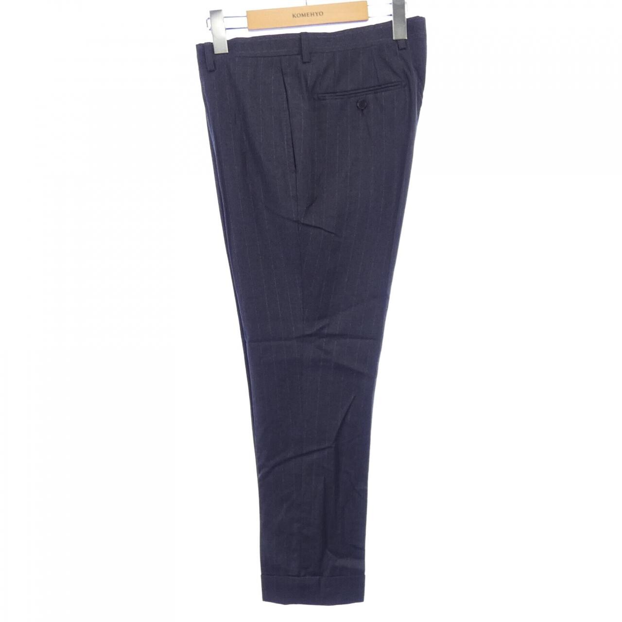 UNIVERSAL LANGUAGE AKH715 スーツ