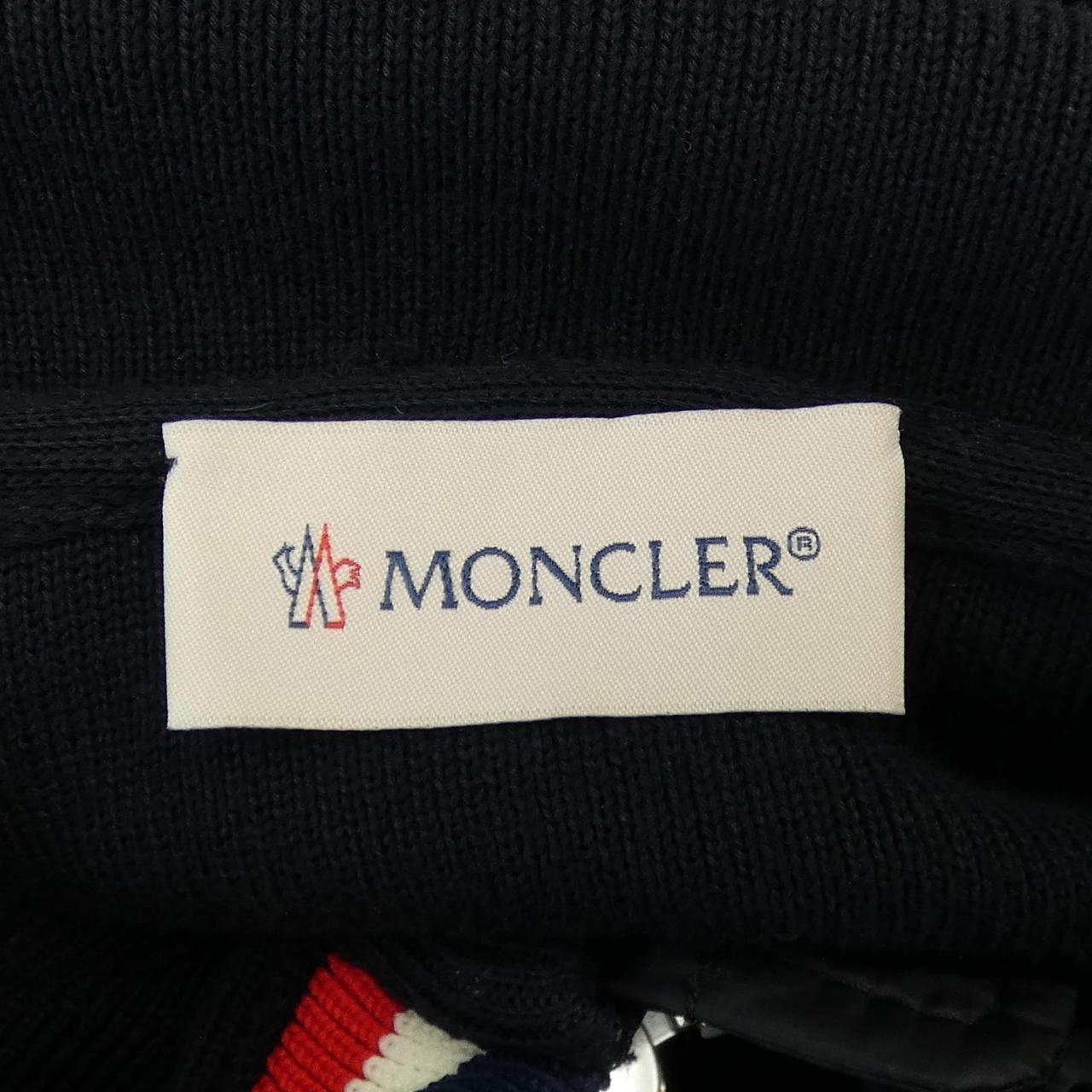 モンクレール MONCLER ダウンジャケット