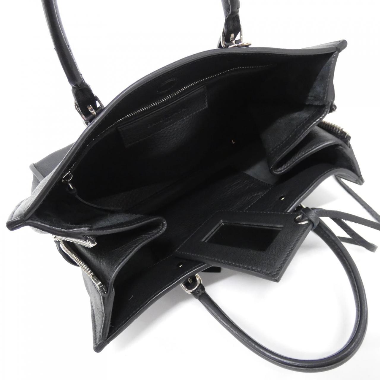 バレンシアガ ペーパー A6 ジップ アラウンド 370926 DLQ0N バッグ