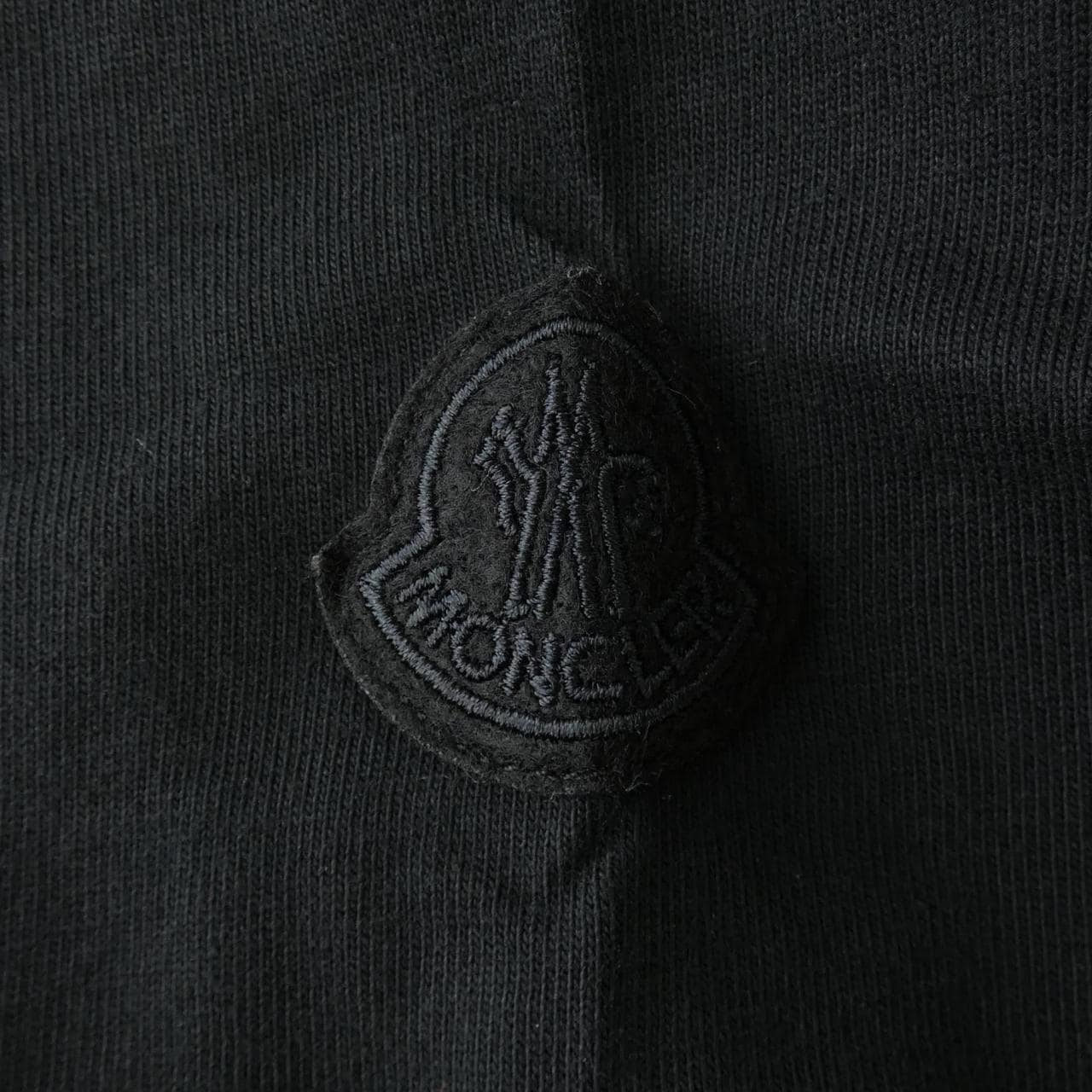 モンクレール MONCLER 10918C00048 Tシャツ