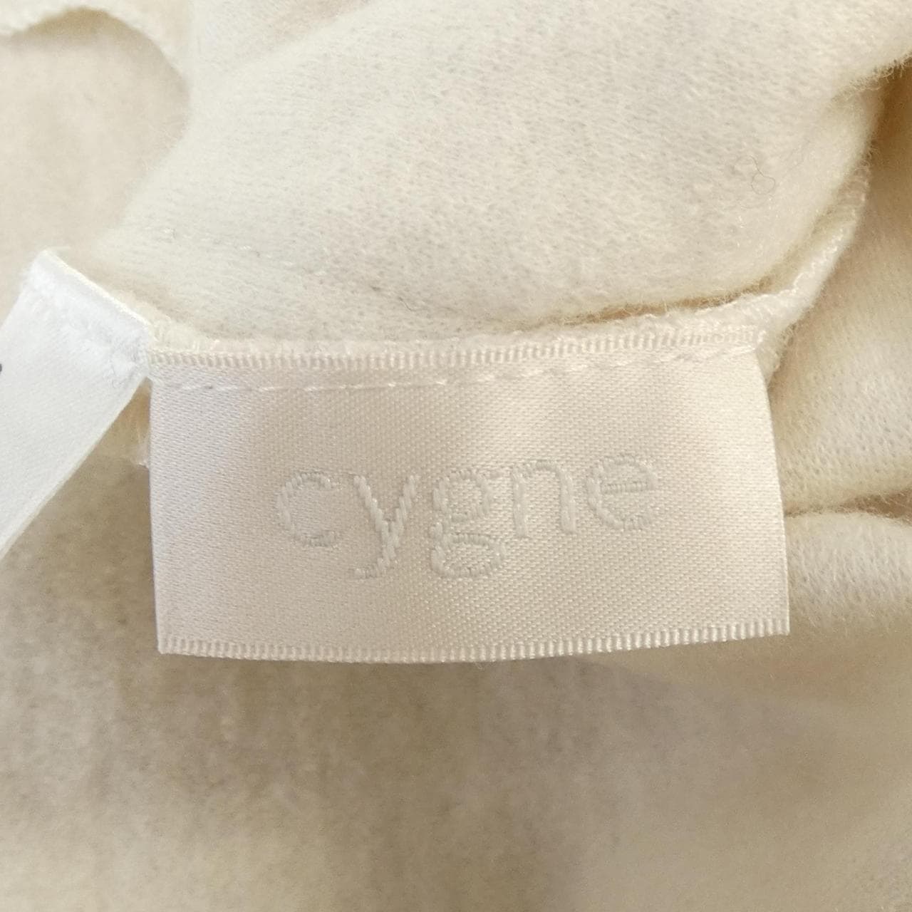 シーニュ Cygne トップス