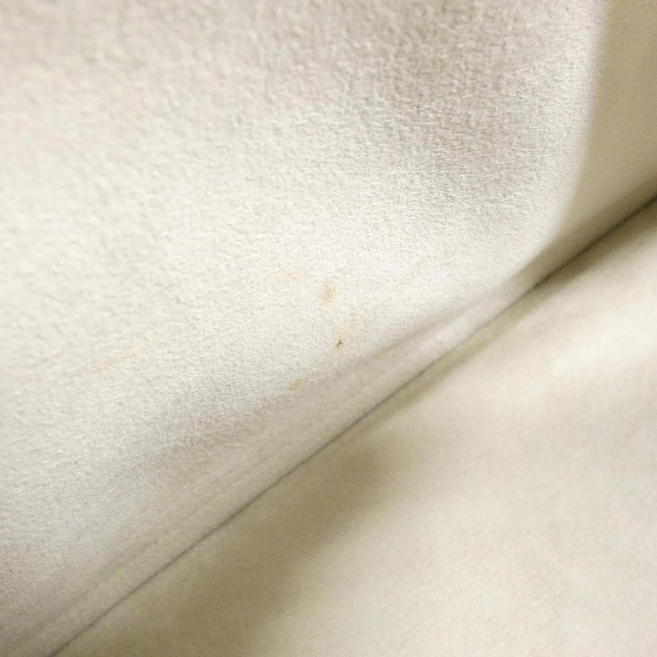 ルイヴィトン エピ アルマBB M4085J バッグ