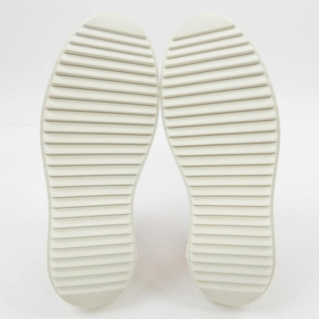 ルイヴィトン LOUIS VUITTON タイムアウトライン スニーカー