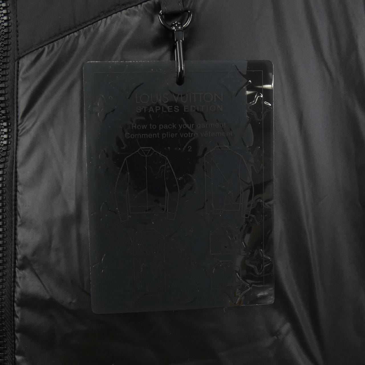 ルイヴィトン LOUIS VUITTON リバーシブルウインタリーダウンパーカ HOK50ETI4 ダウンコート