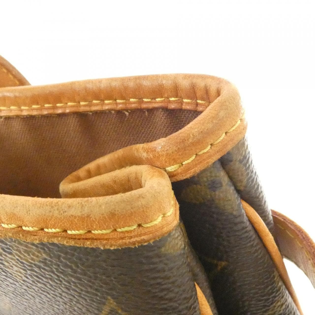 ルイヴィトン モノグラム バティニョール オリゾンタル M51154 バッグ