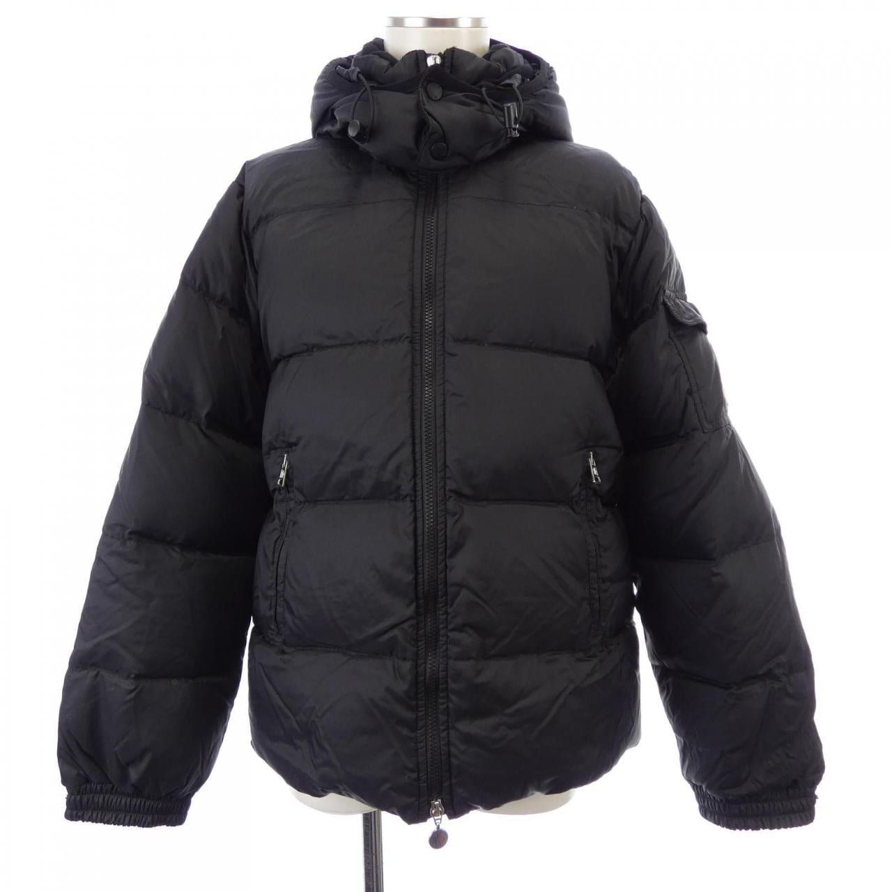 モンクレール MONCLER 41311/50 ダウンジャケット