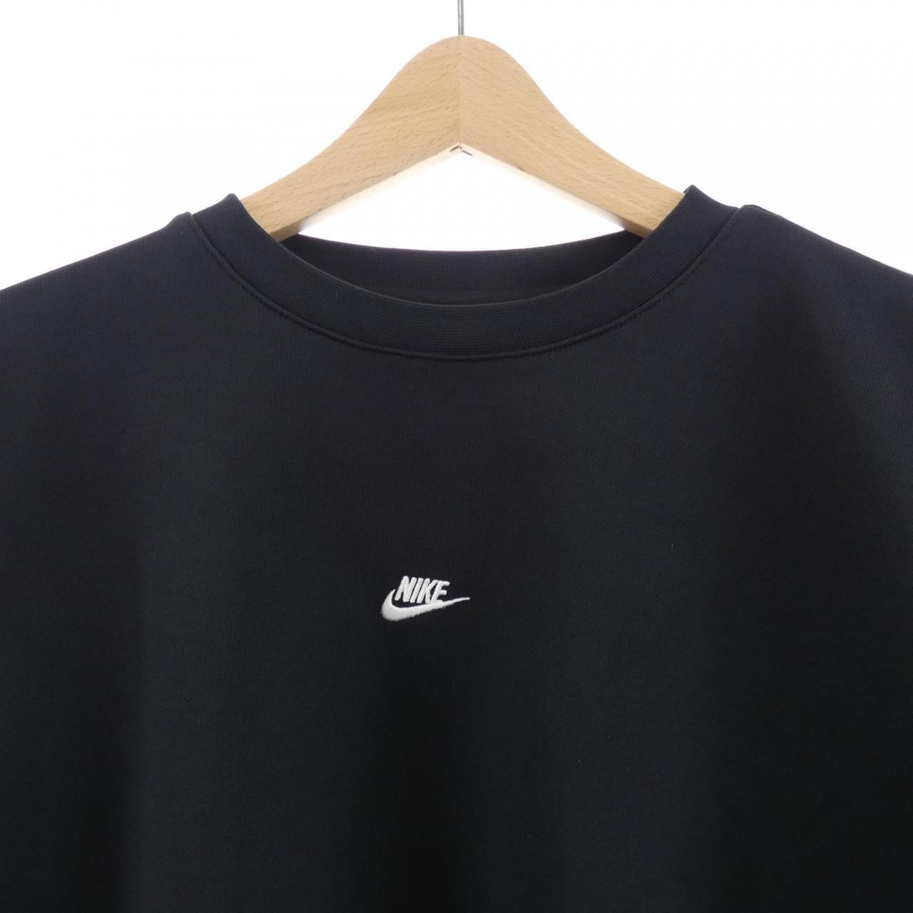 ナイキ NIKE スウェット
