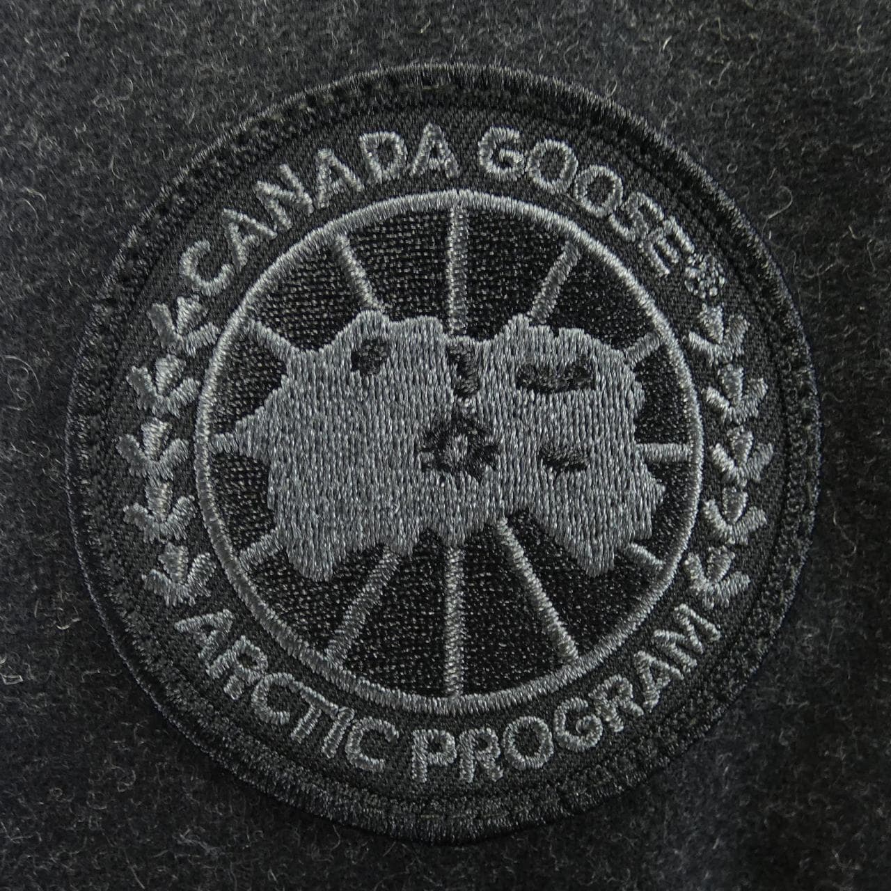 カナダグース CANADA GOOSE ダウンジャケット